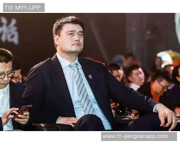 本戈登回忆初见姚明时的震撼感受竟认为他体内有外星人操控着他